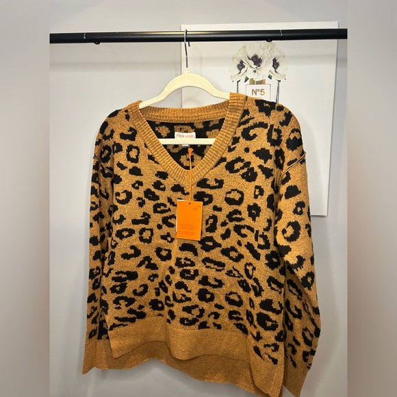 Knox Rose Sweaters - Knox Rose Women’s Camel Brown V-Neck Pullover Sweater Size XS